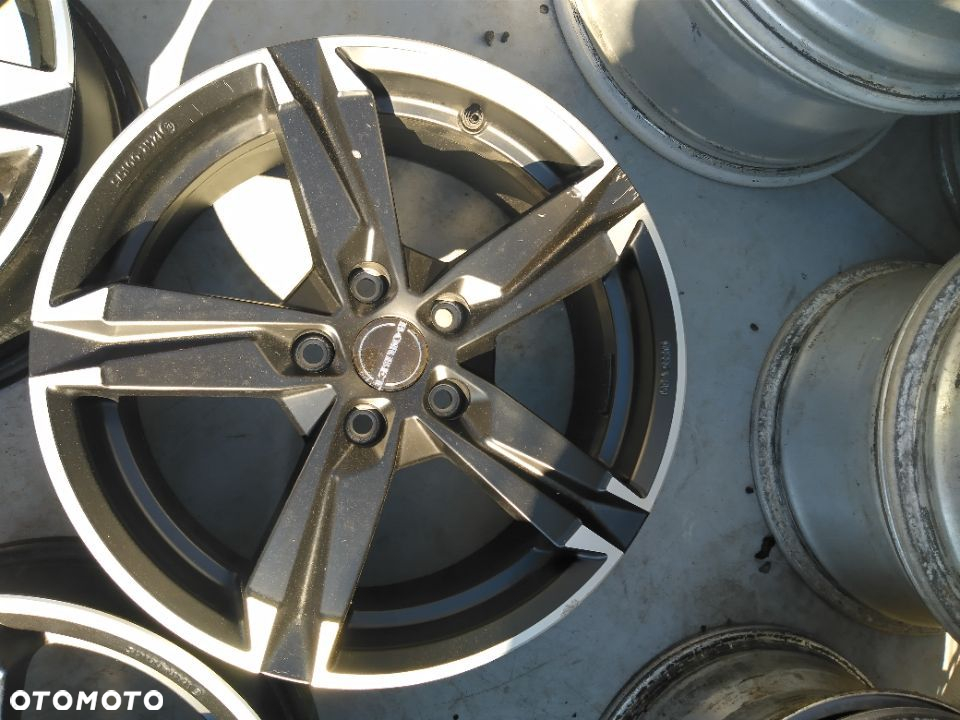 Felgi BORBET T10 5x112 7x17 ET49 - 4