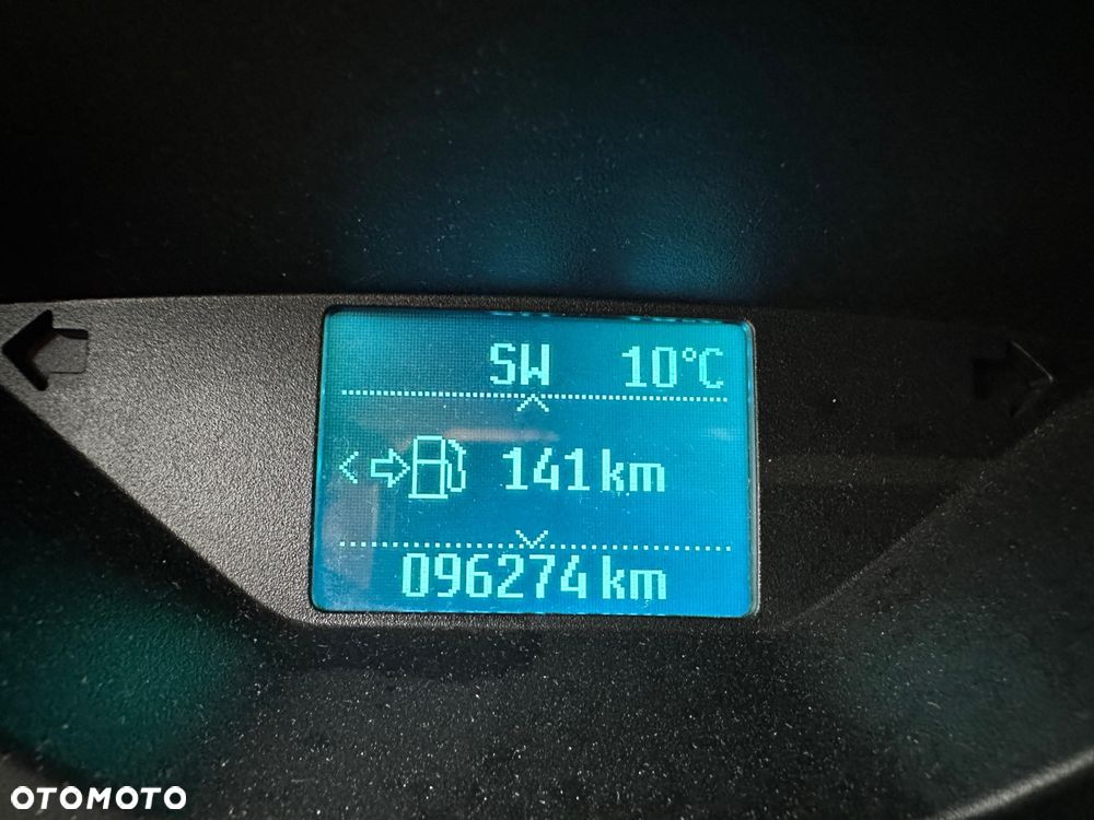 Ford Kuga 1.6 EcoBoost 2x4 SYNC - 12