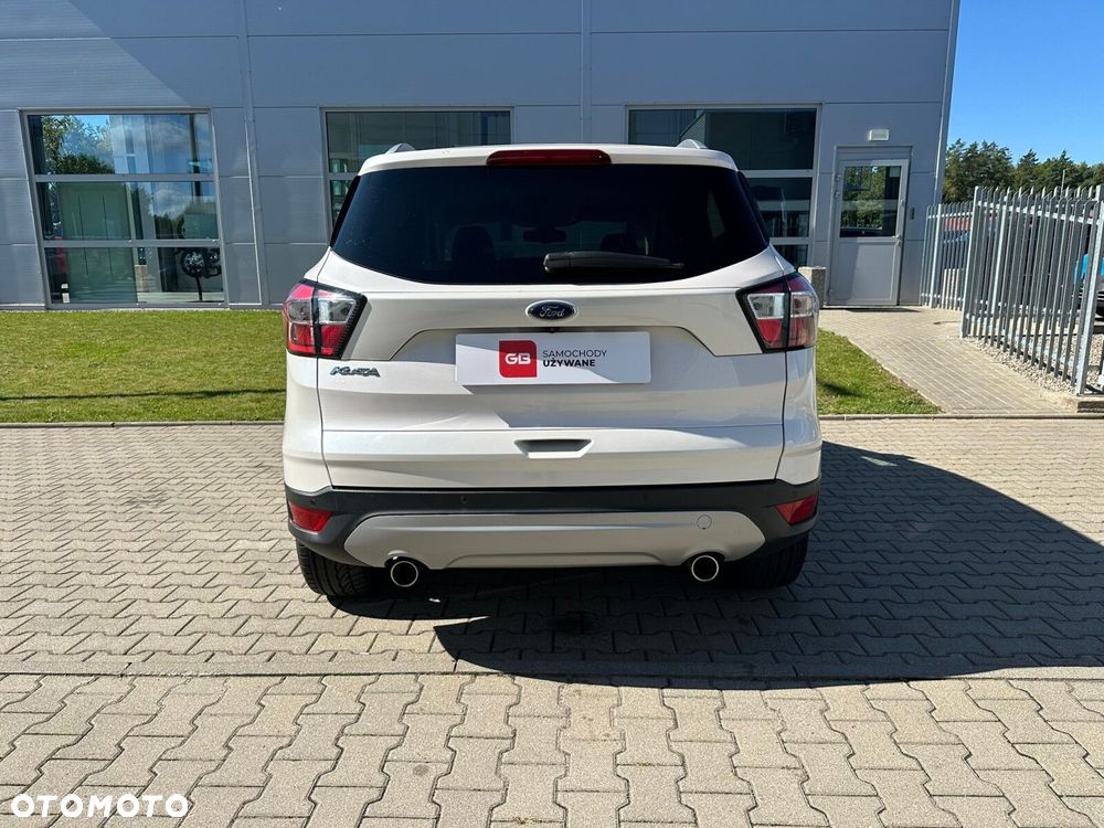 Ford Kuga - 8