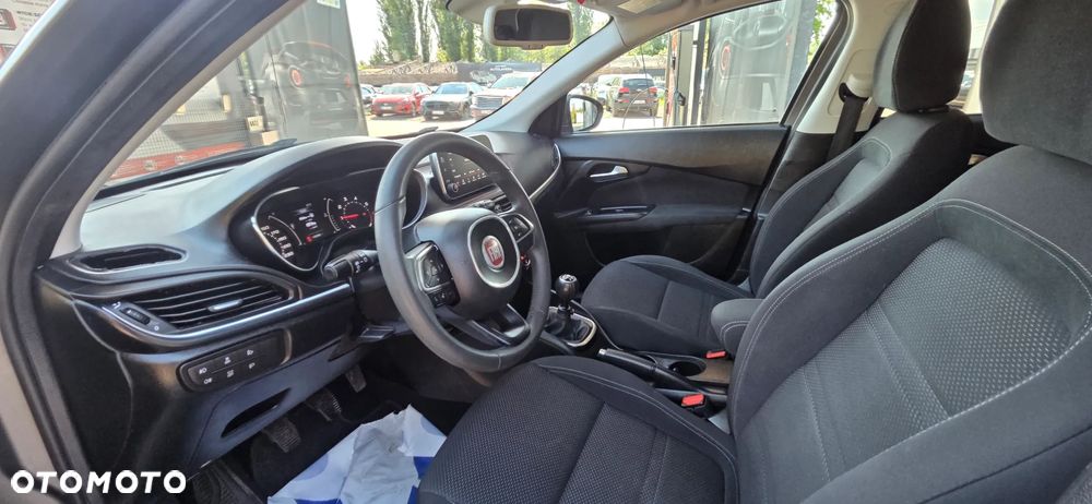 Fiat Tipo 1.4 T-Jet Lounge - 32