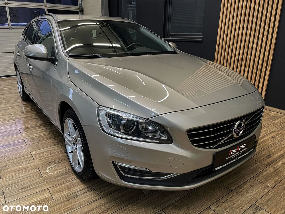 Volvo V60 D2 Momentum - 5