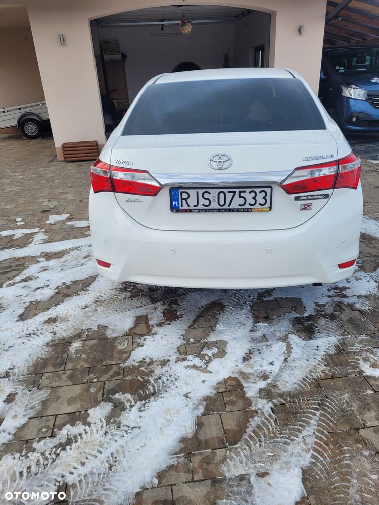 Toyota Corolla 1.6 50th Anniversary - 3