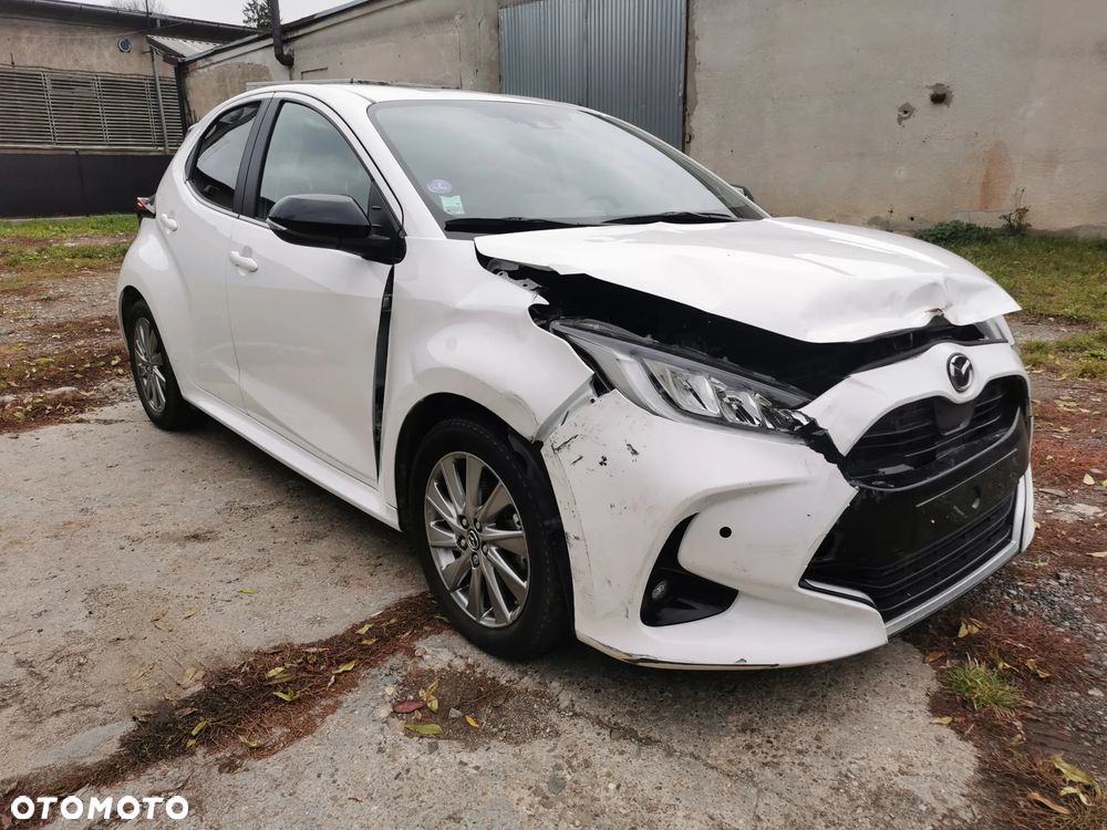 Mazda Mazda2 2023 photo 2