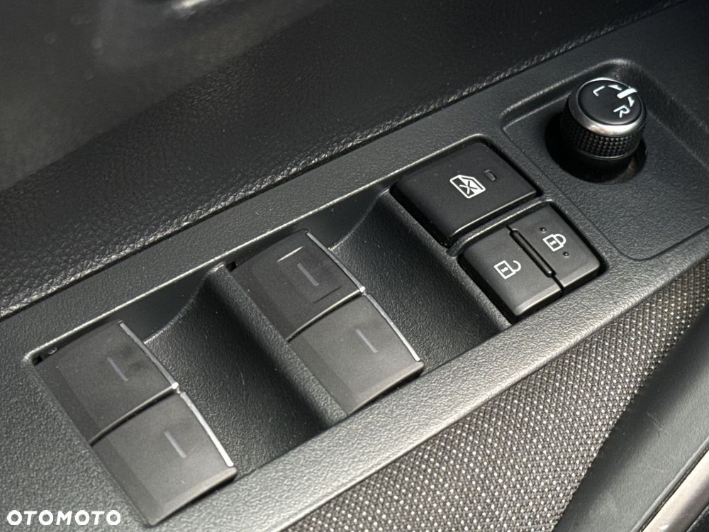 Toyota Corolla 1.8 Hybrid Comfort - 17