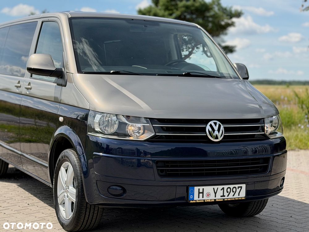 Volkswagen Multivan - 26
