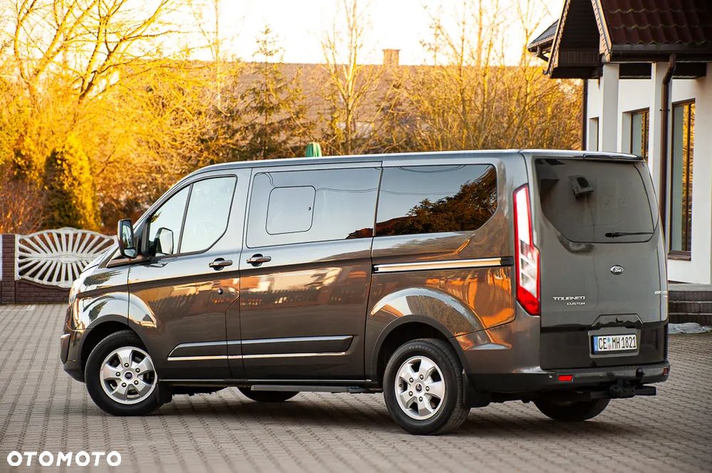 Ford Tourneo Custom 310 L1H1 VA Autm Titanium Business Edition - 33