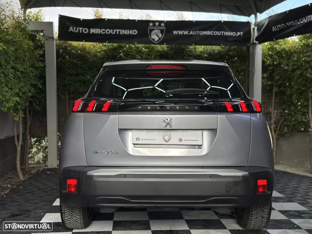 Peugeot e-2008 Active Pack - 4