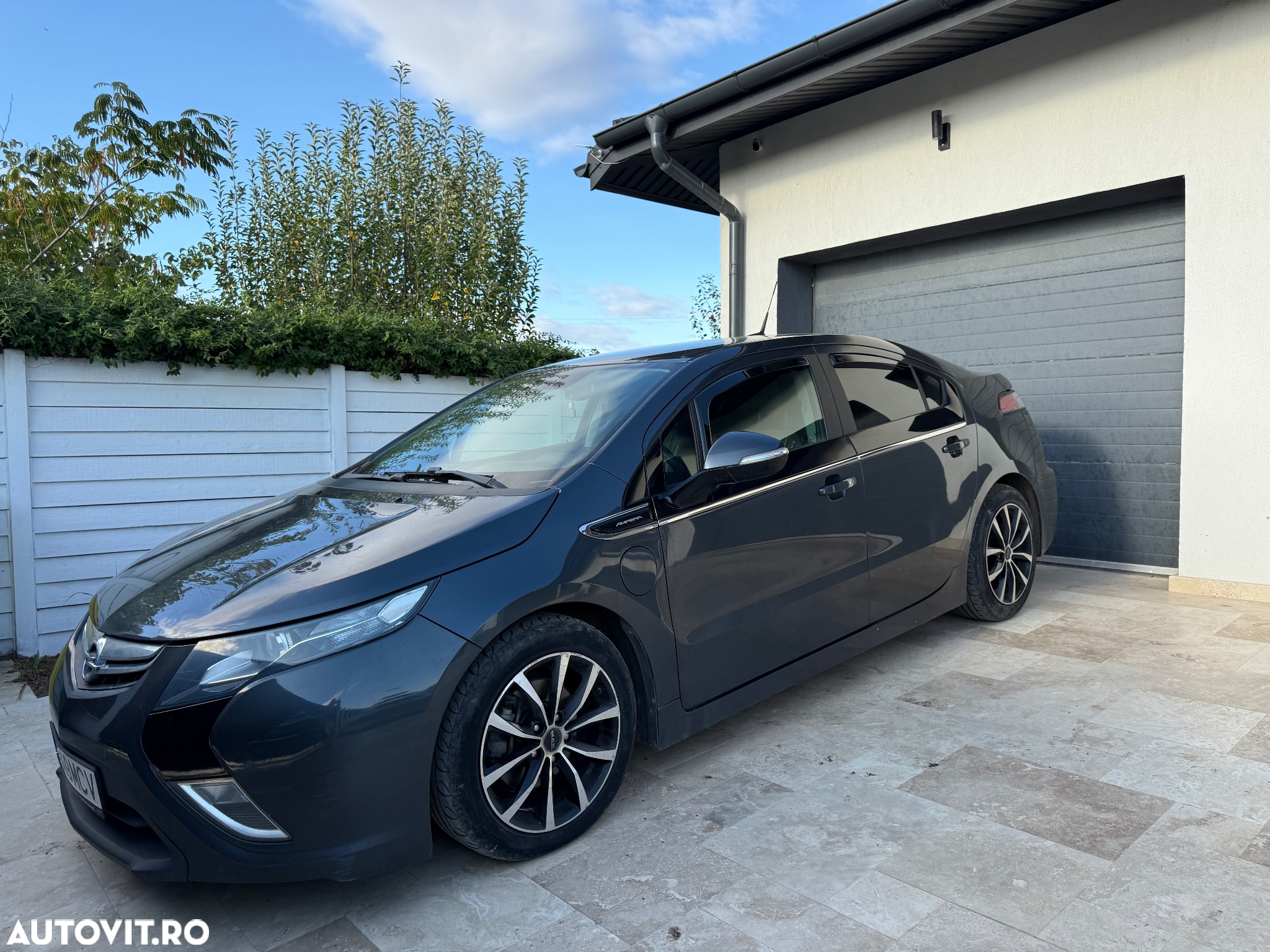 Opel Ampera - 2