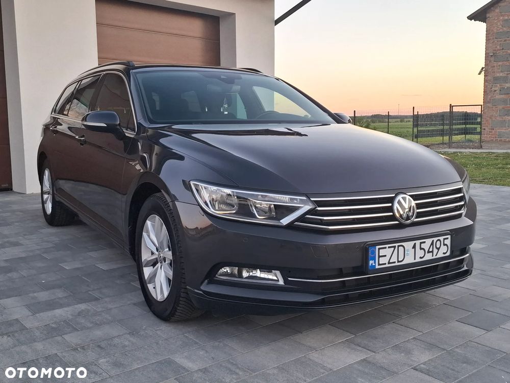 Volkswagen Passat 1.5 TSI OPF DSG Comfortline - 1