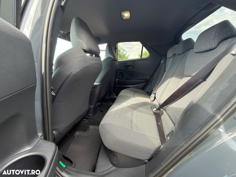 Toyota C-HR 2.0 Hybrid Lounge - 12