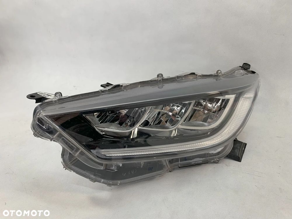 Toyota Yaris 4 IV 20r Reflektor lewy lampa lewa 2020 - 1