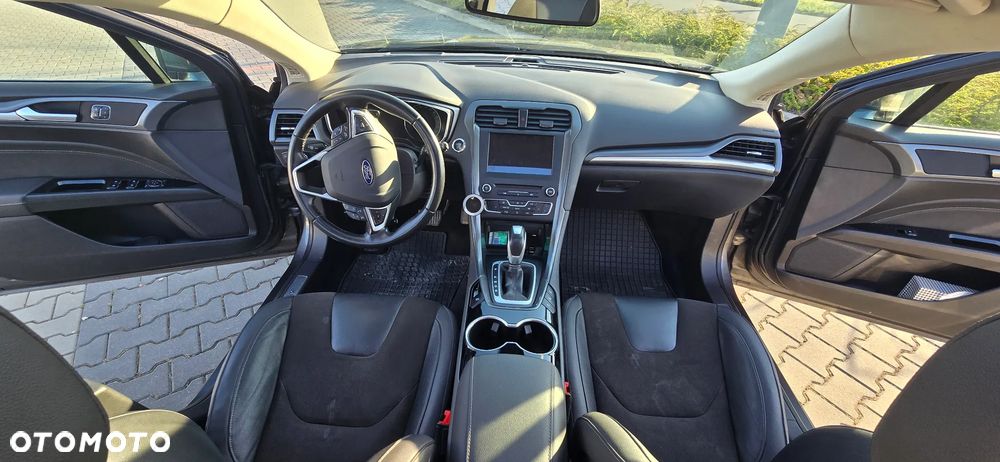 Ford Mondeo 2.0 TDCi Titanium PowerShift - 17