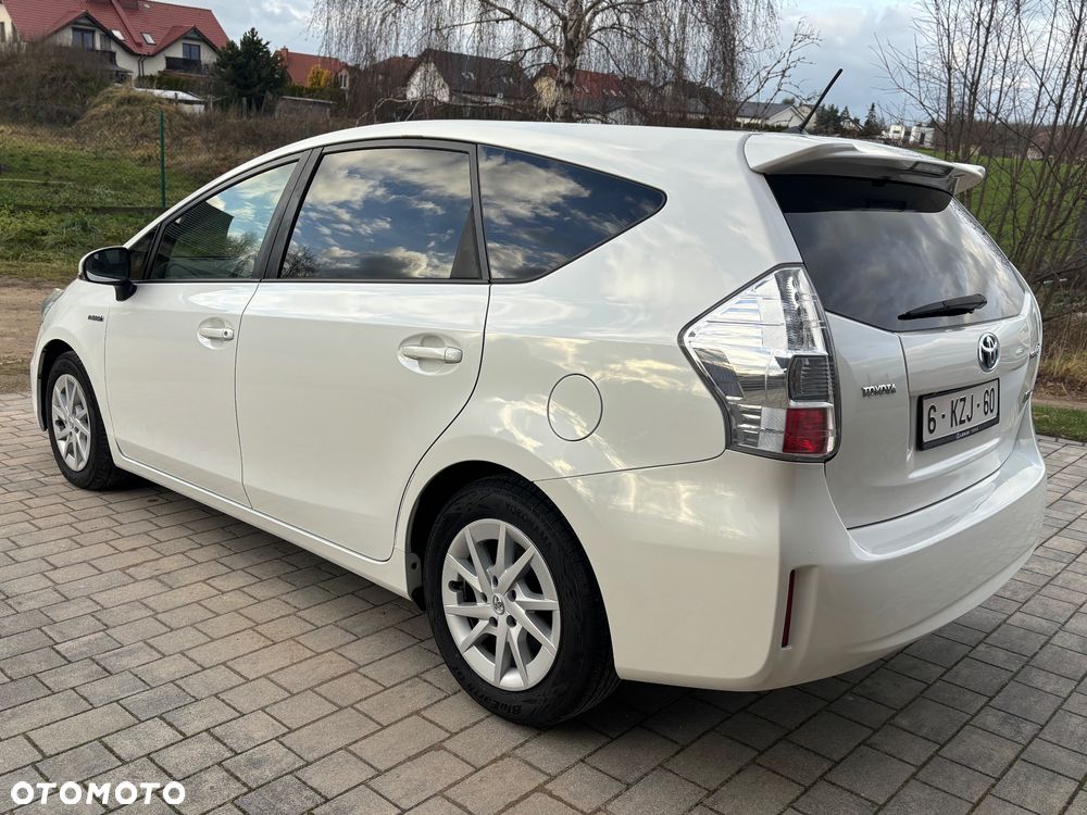 Toyota Prius 1.8 HSD Premium - 15