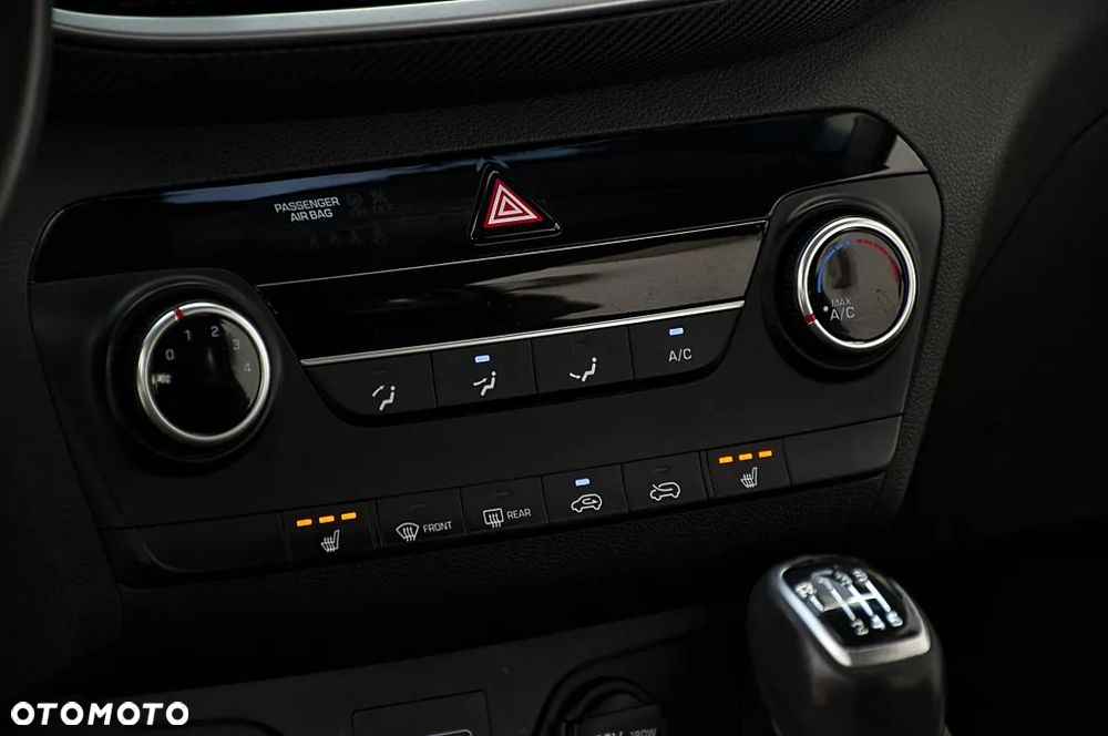 Hyundai Tucson 1.6 Turbo 2WD Style - 32