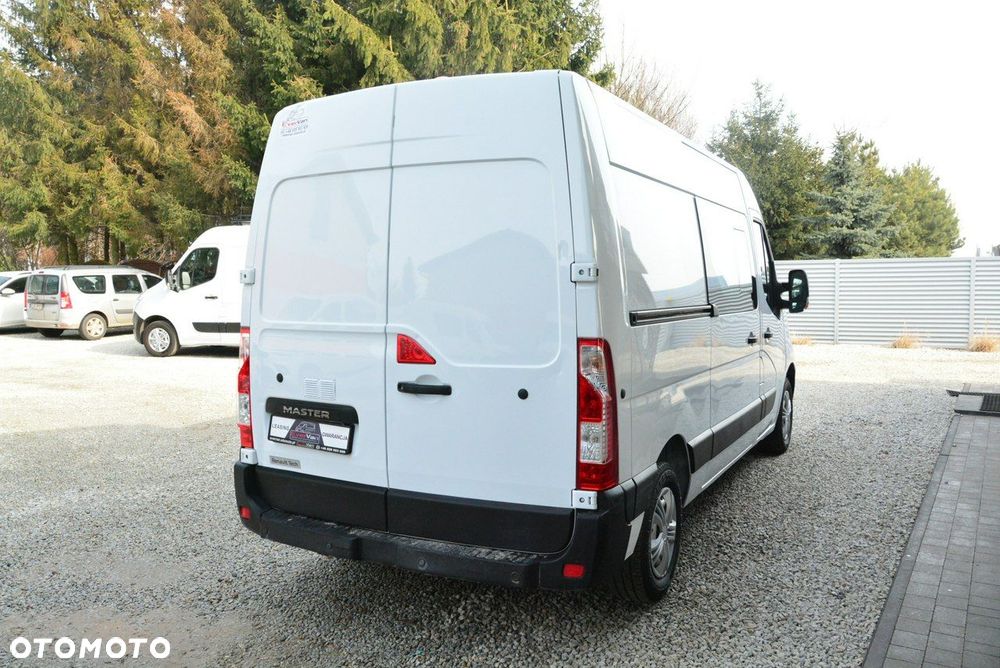 Renault Master - 3