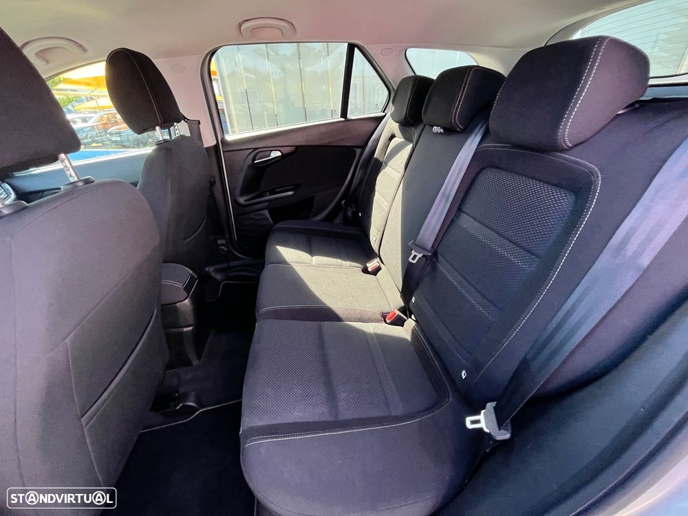 Fiat Tipo Station Wagon 1.3 M-Jet Lounge - 45