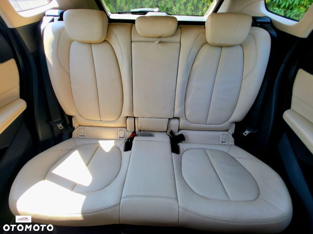 BMW X1 - 11