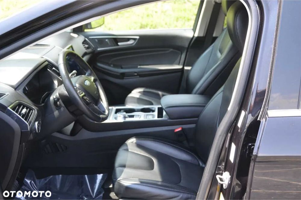 Ford Edge - 9