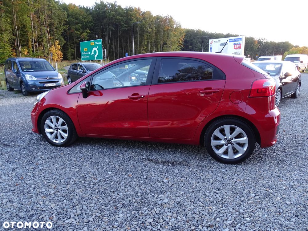 Kia Rio 2016 photo 4