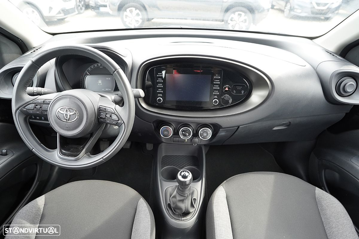 Toyota Aygo 1.0 X-Play - 6