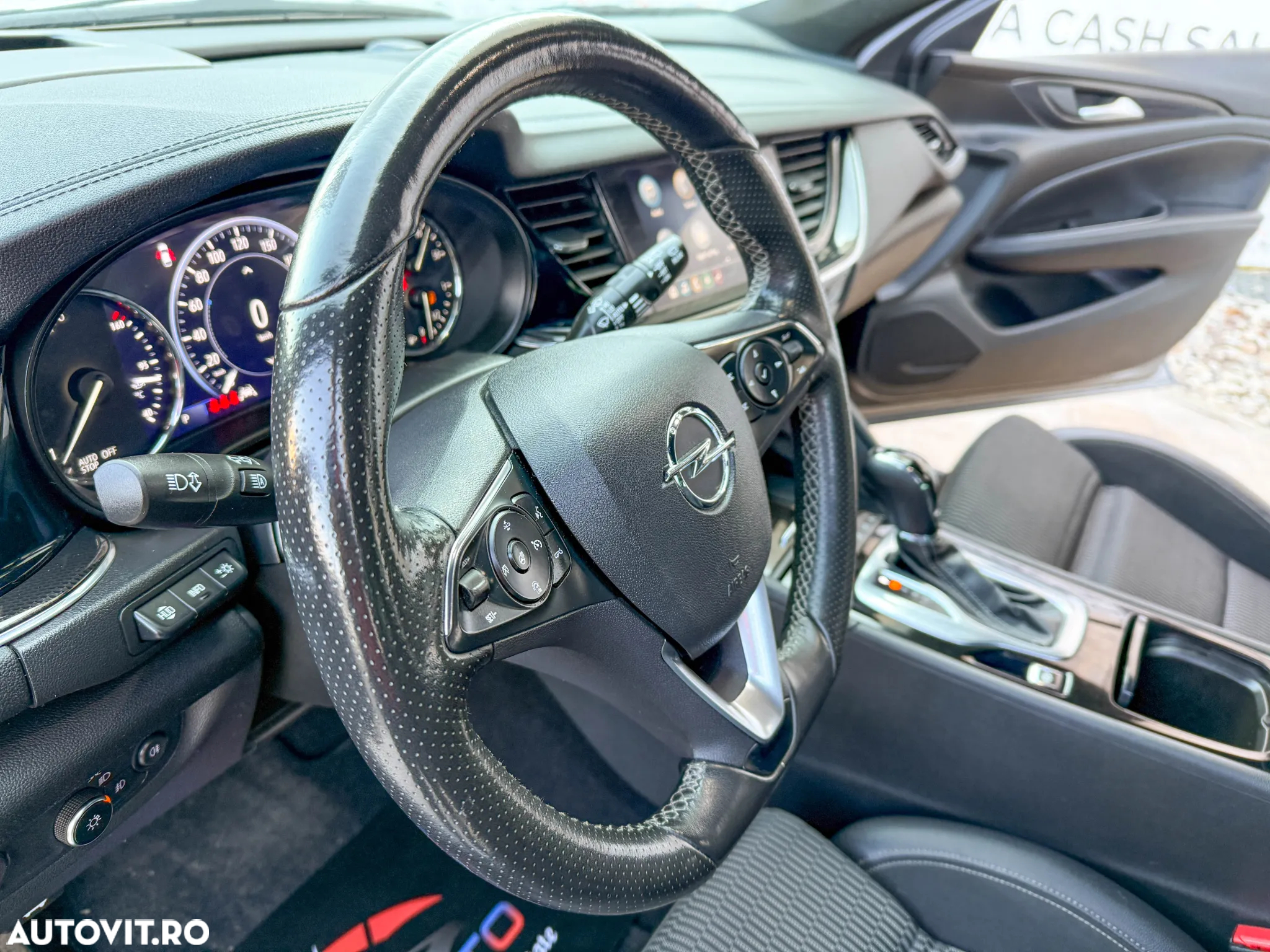 Opel Insignia - 15