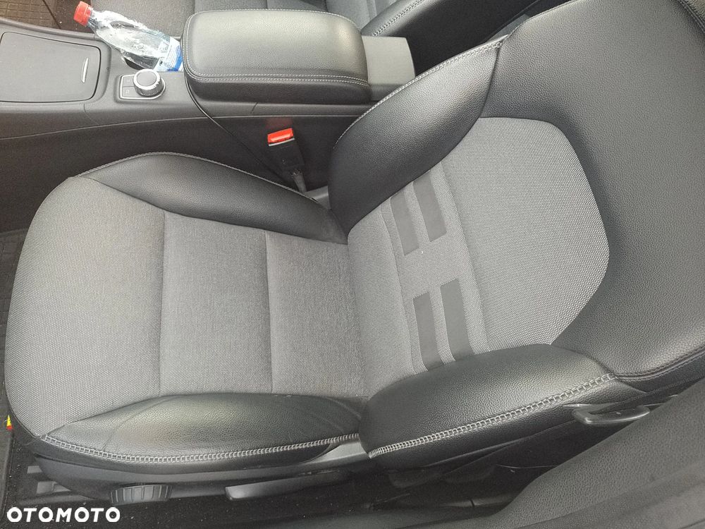 Mercedes-Benz GLA 250 4-Matic - 7