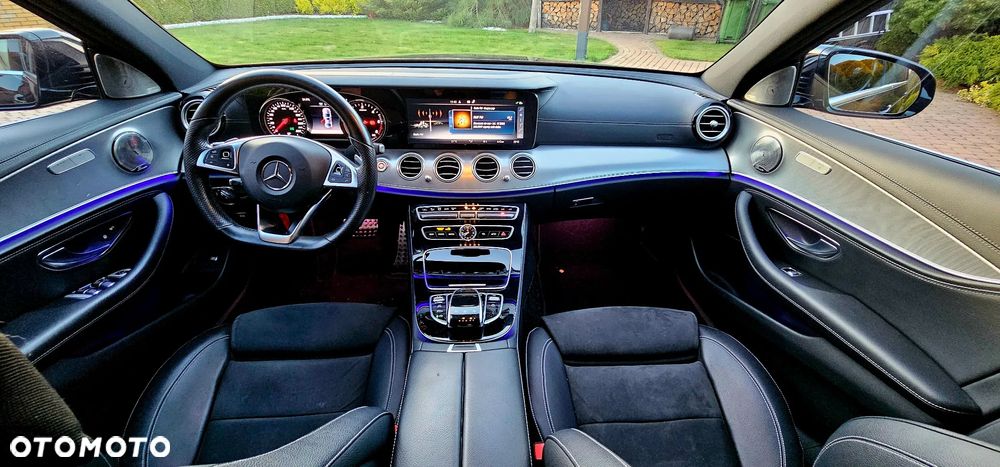 Mercedes-Benz Klasa E 220 d 9G-TRONIC - 31