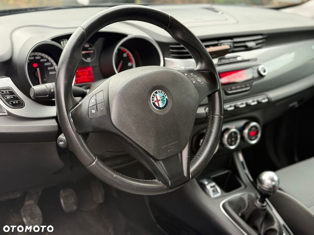 Alfa Romeo Giulietta - 7