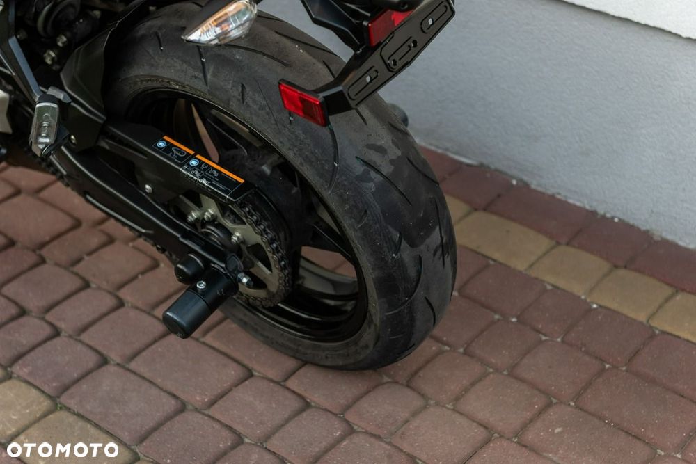 Kawasaki Z 650 - 8