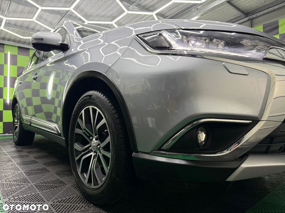 Mitsubishi Outlander 2.2 DI-D 4WD Intense - 10