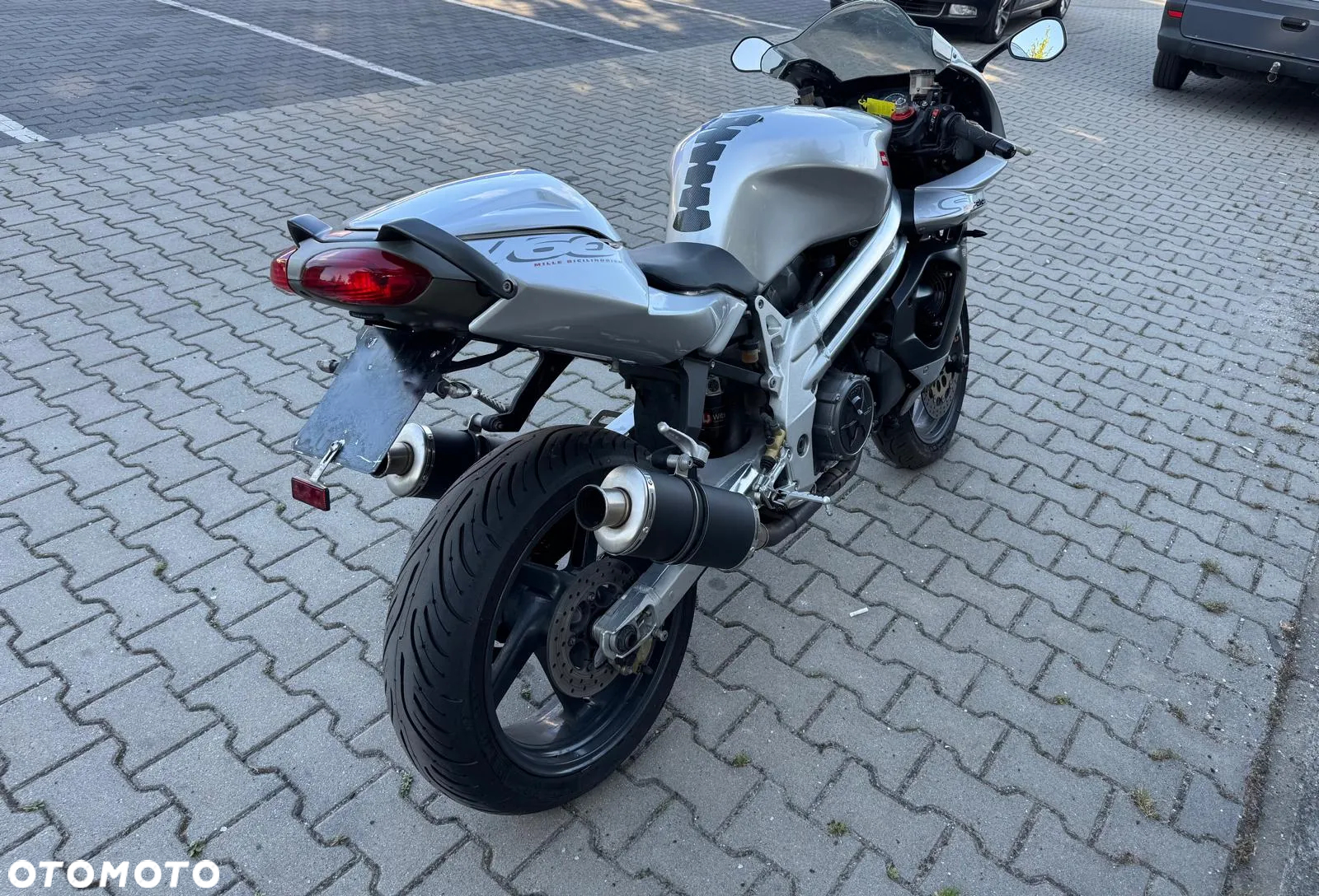 Aprilia SL - 11