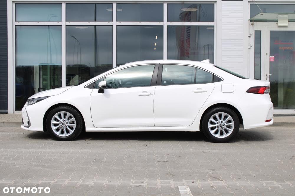 Toyota Corolla - 2