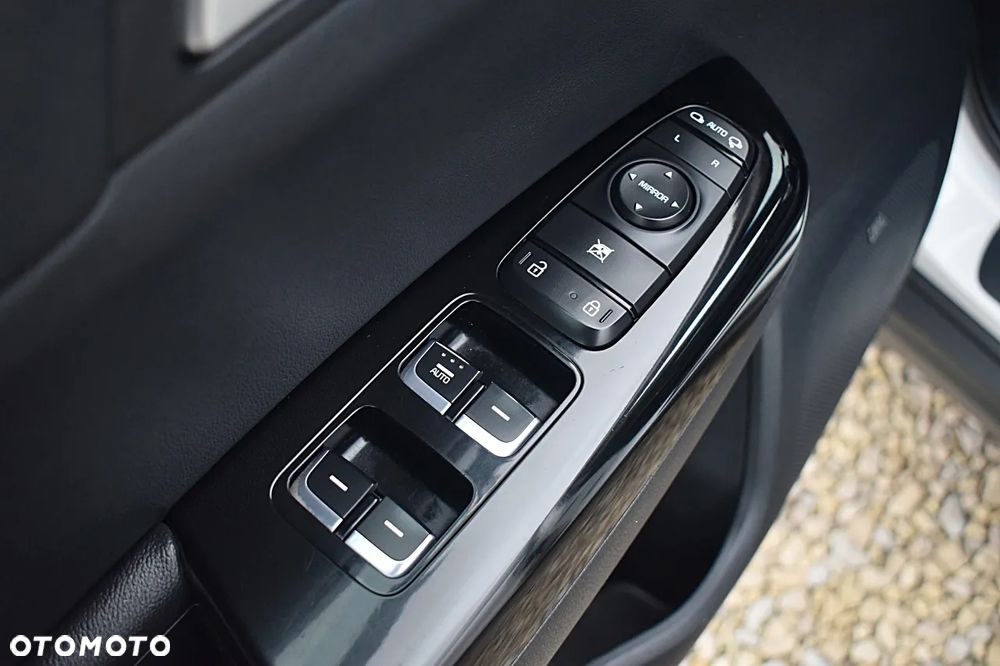 Kia Sportage 1.7 CRDI Business Line L 2WD - 30