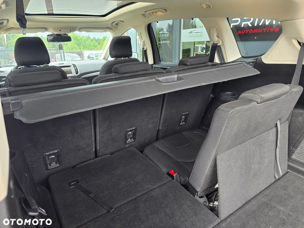 Ford S-Max 2.0 TDCi 4WD Titanium PowerShift - 39