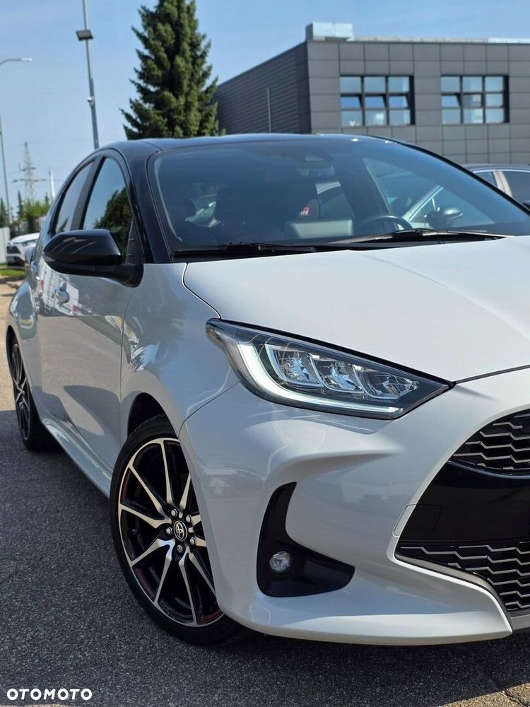 Toyota Yaris - 15