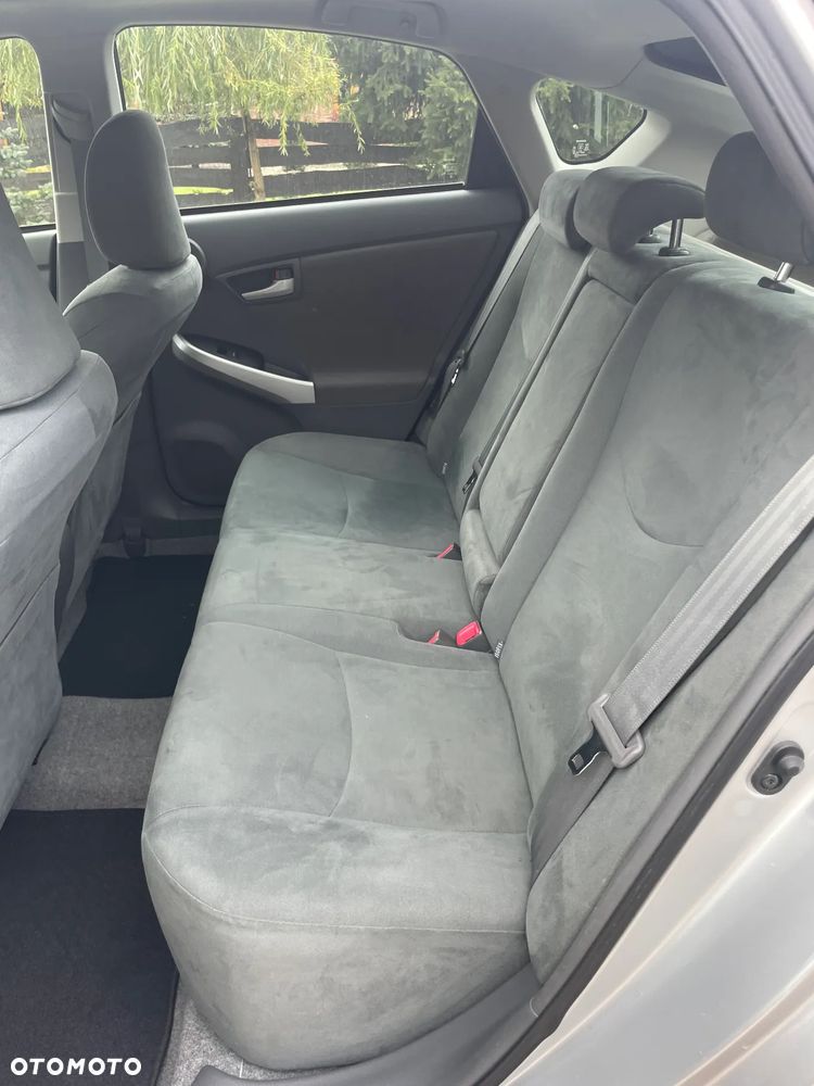 Toyota Prius 1.8 HSD Life - 12