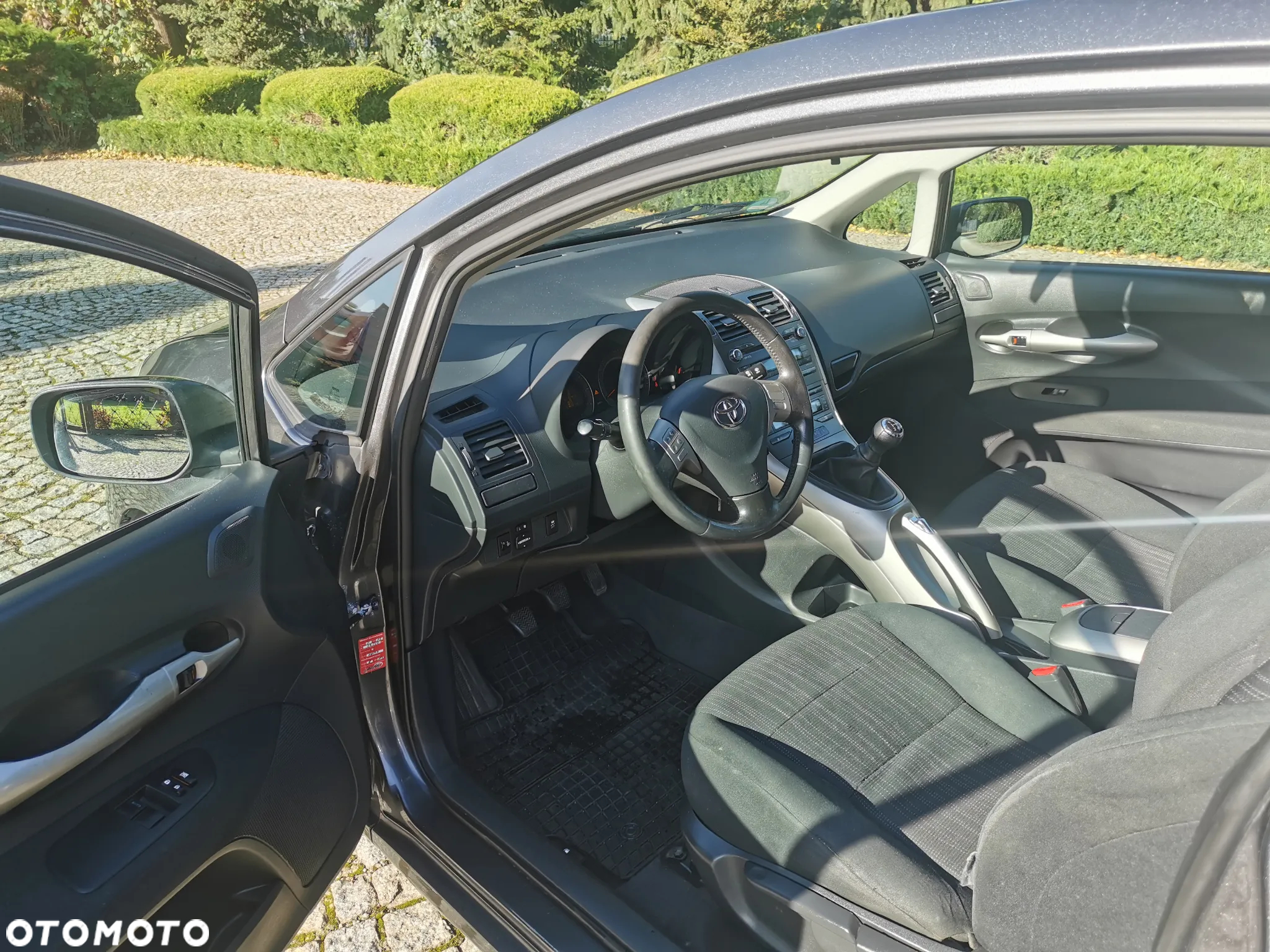 Toyota Auris 1.6 VVT-i Premium - 7