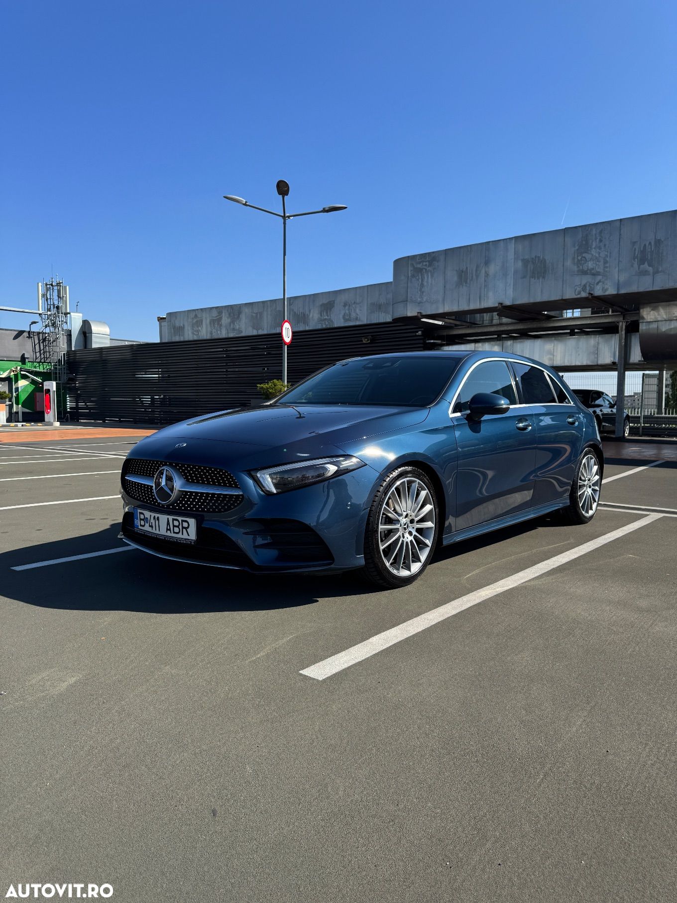 Mercedes-Benz A - 1