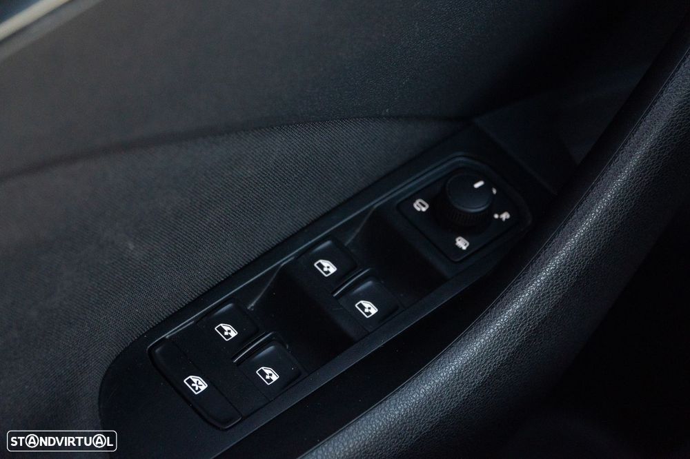 Skoda Kamiq 1.0 TSI DSG Ambition - 25