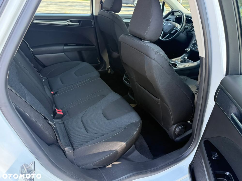 Ford Mondeo 2.0 TDCi STart-Stopp Titanium - 17