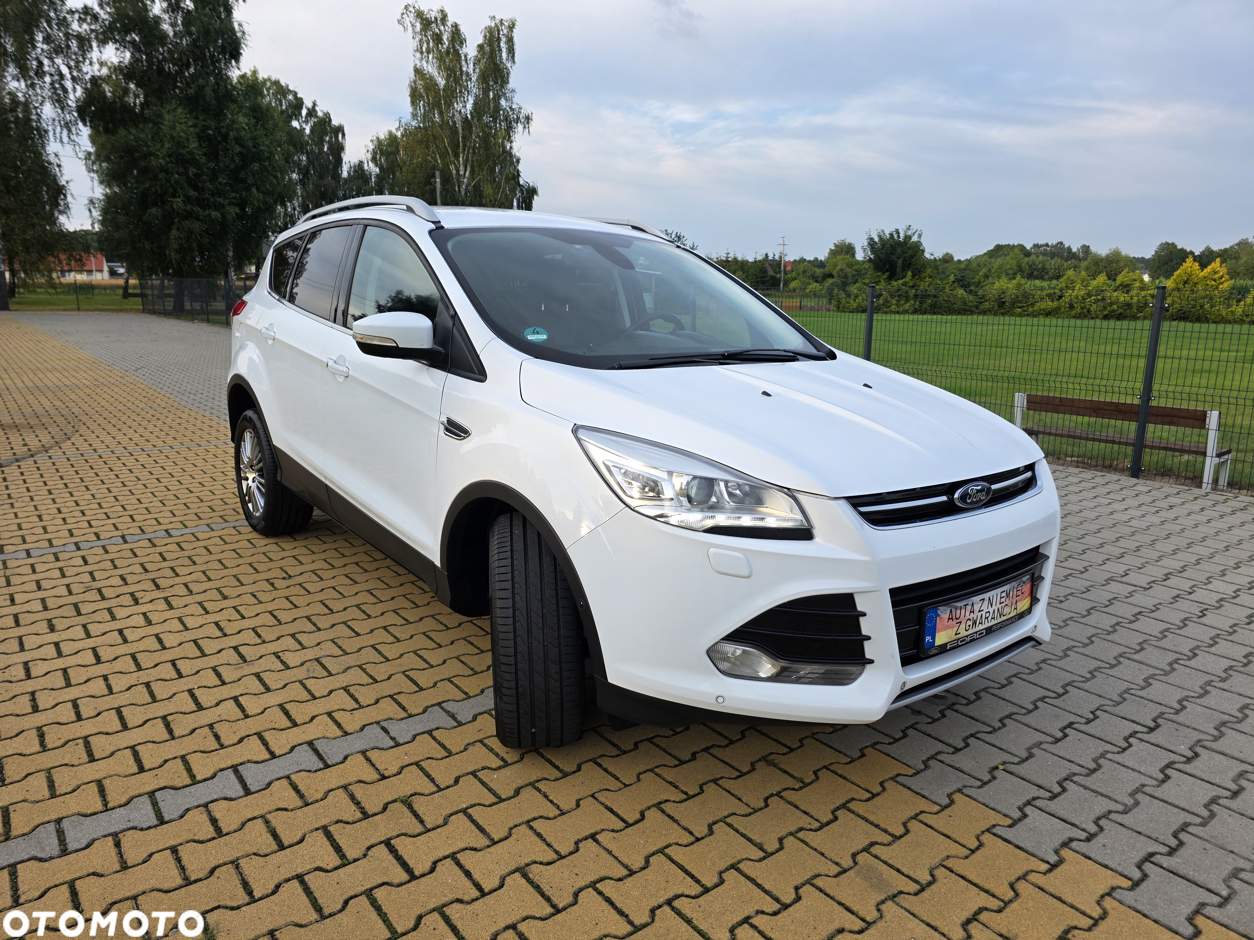 Ford Kuga 2.0 TDCi 2x4 Individual - 4