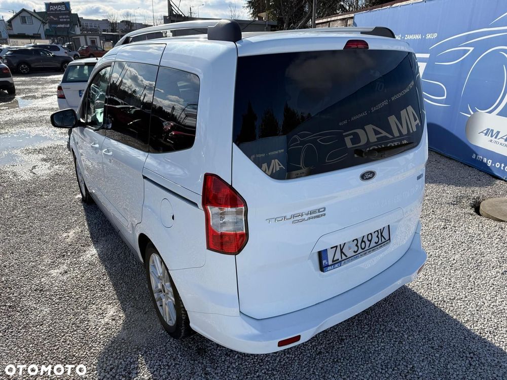 Ford Tourneo Courier 1.0 EcoBoost Trend - 8