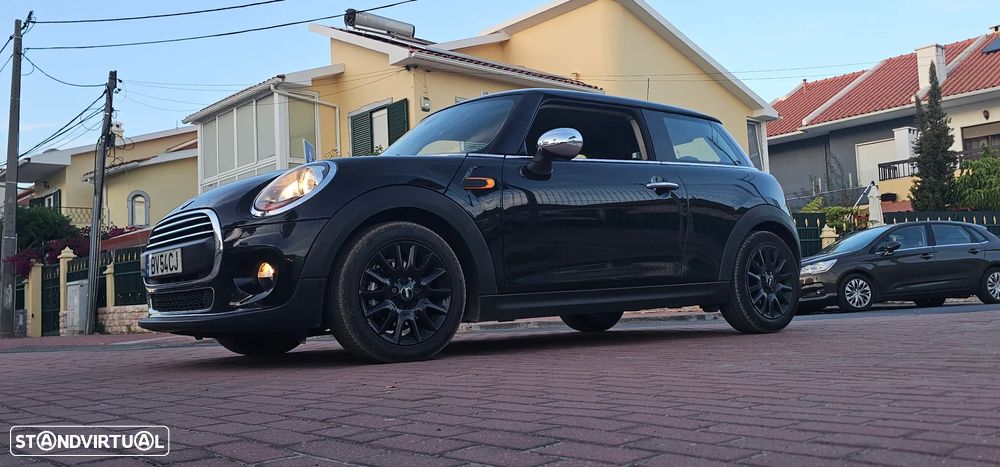 MINI 3 Portas Cooper D - 9