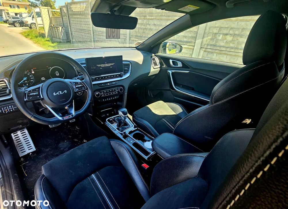 Kia Ceed 1.6 CRDi (48V Mild-Hybrid) DCT7 GT Line - 7
