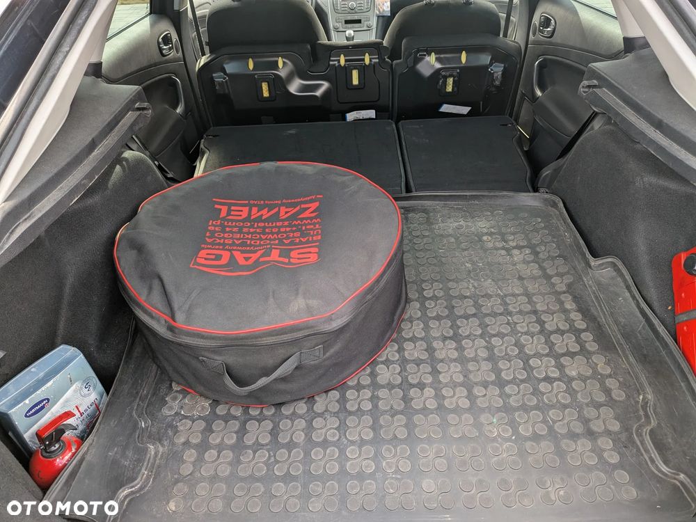 Ford Mondeo 2.0 Silver X - 30