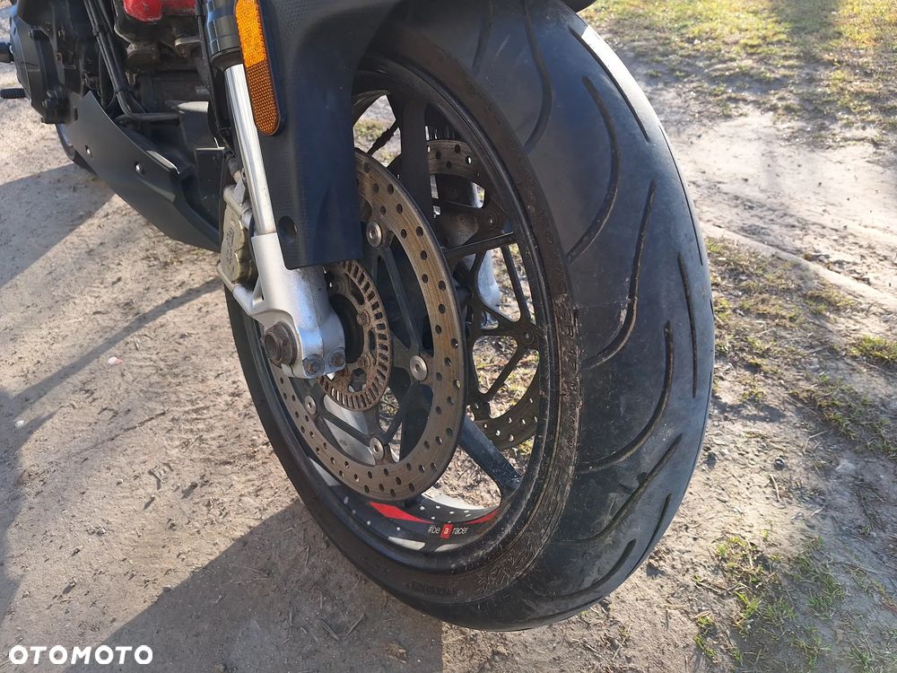 Aprilia Shiver - 8