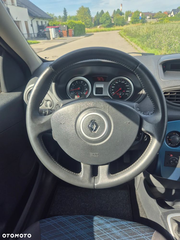 Renault Clio 1.2 16V 75 Dynamique - 33