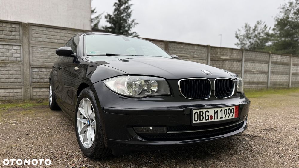 BMW Seria 1 118i - 1