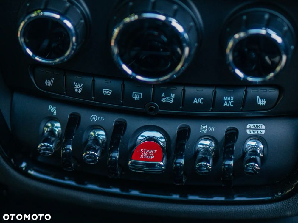MINI John Cooper Works ALL4 sport - 17