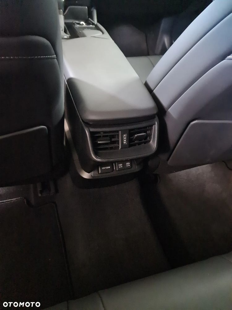 Lexus ES 300h F Sport Edition - 15